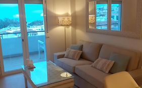 Apartamento- Atico En Mijas Costa , Con Piscina.